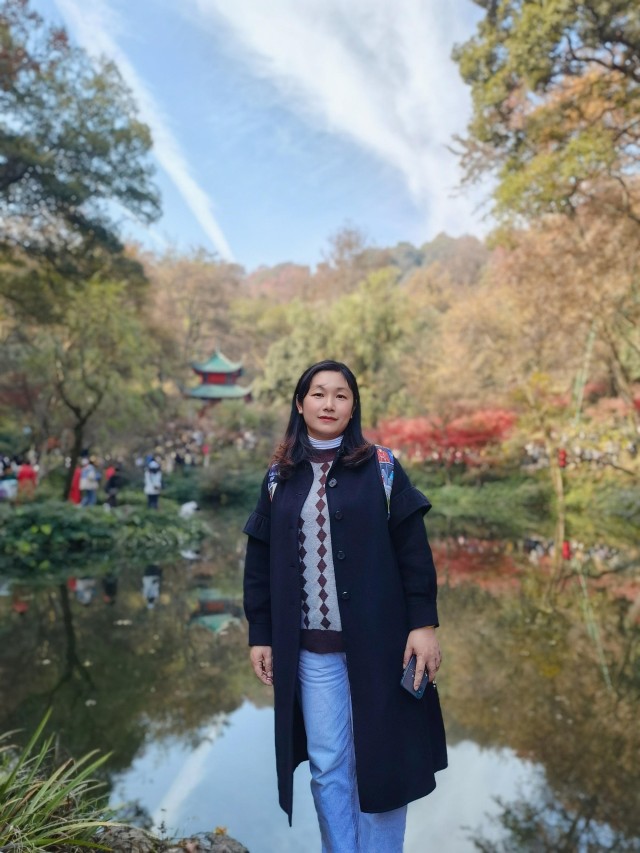 宾咏芝  岳塘区湘钢三校教育集团党总支书记宾咏芝.jpg