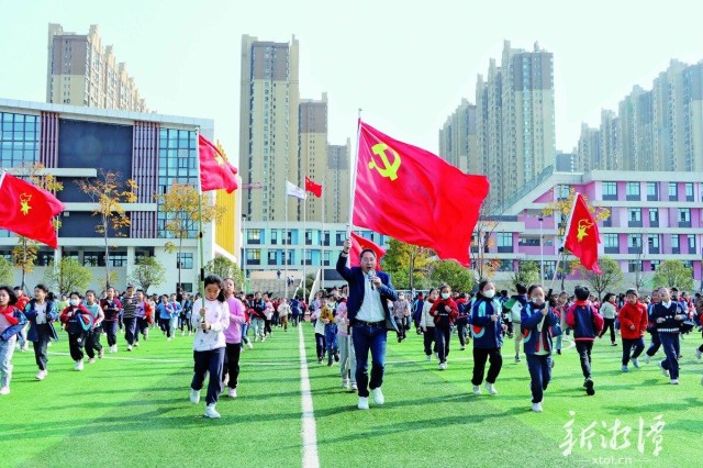 600-xxt2025-01-23～1｜长郡湘潭高新实验小学跑操现场。（本报记者 欧阳天 摄）02cd.jpg